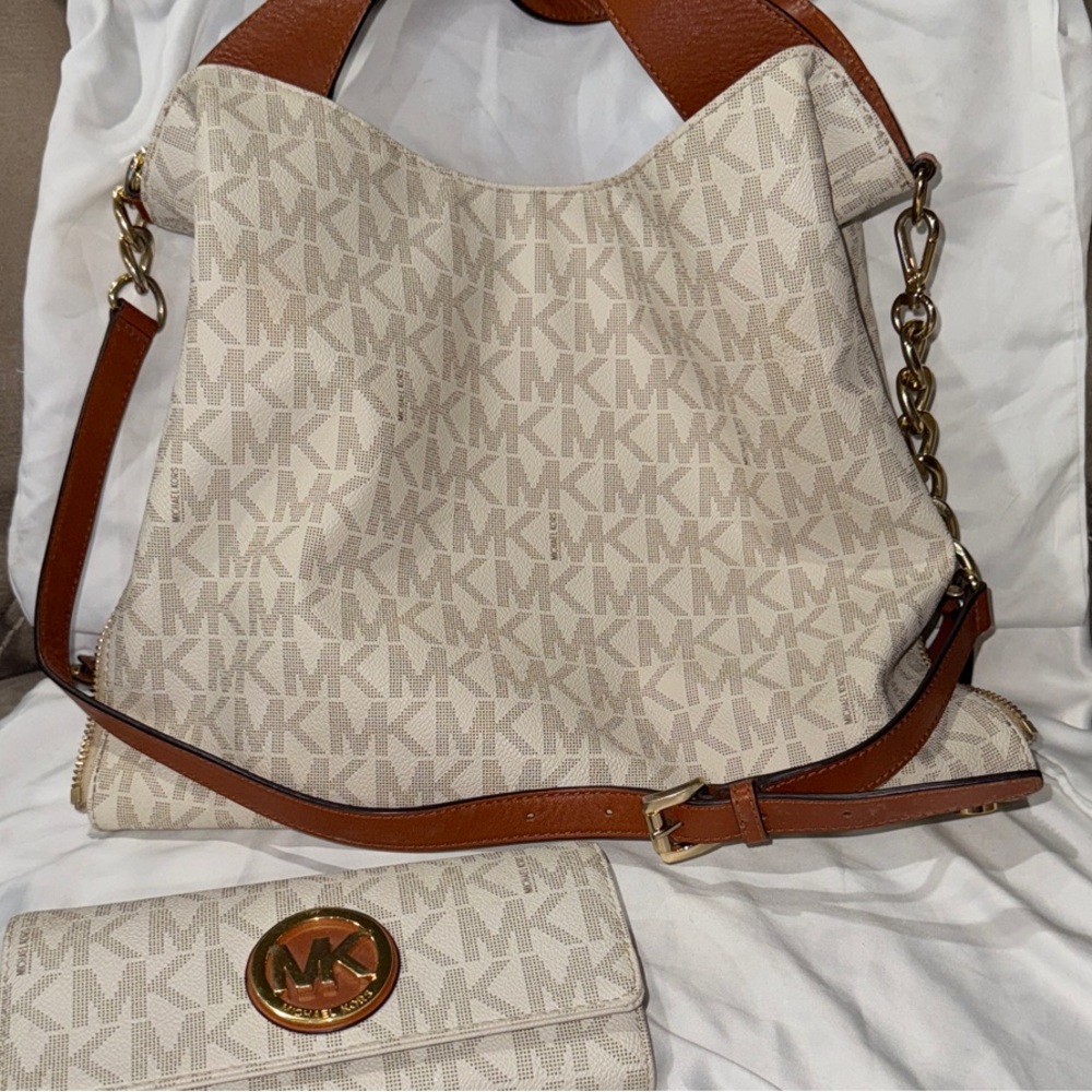 Michael Kors Tan and Brown Shoulder Bag Set